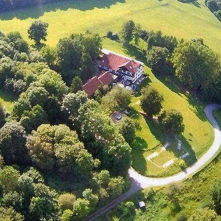 Hotel Kempenhof Lügde エクステリア 写真